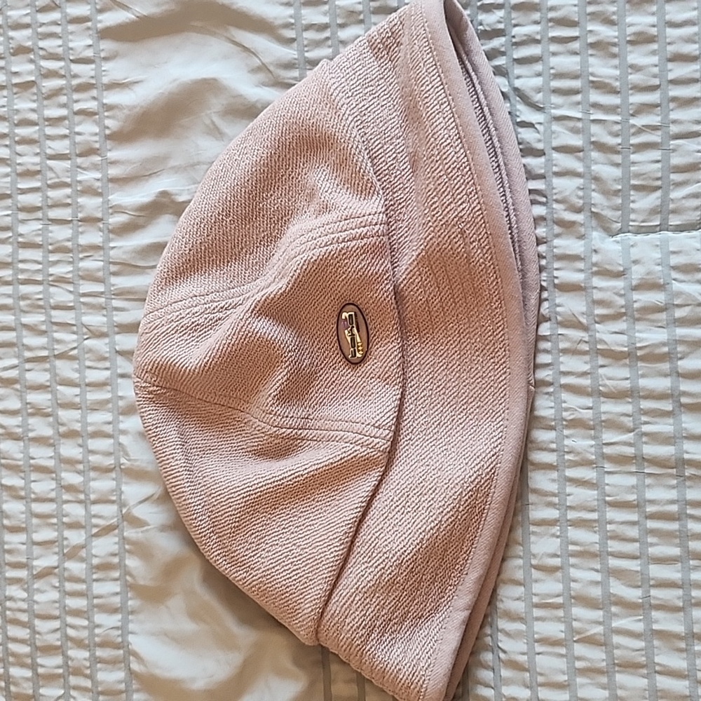 Taka Beige Bucket Hat